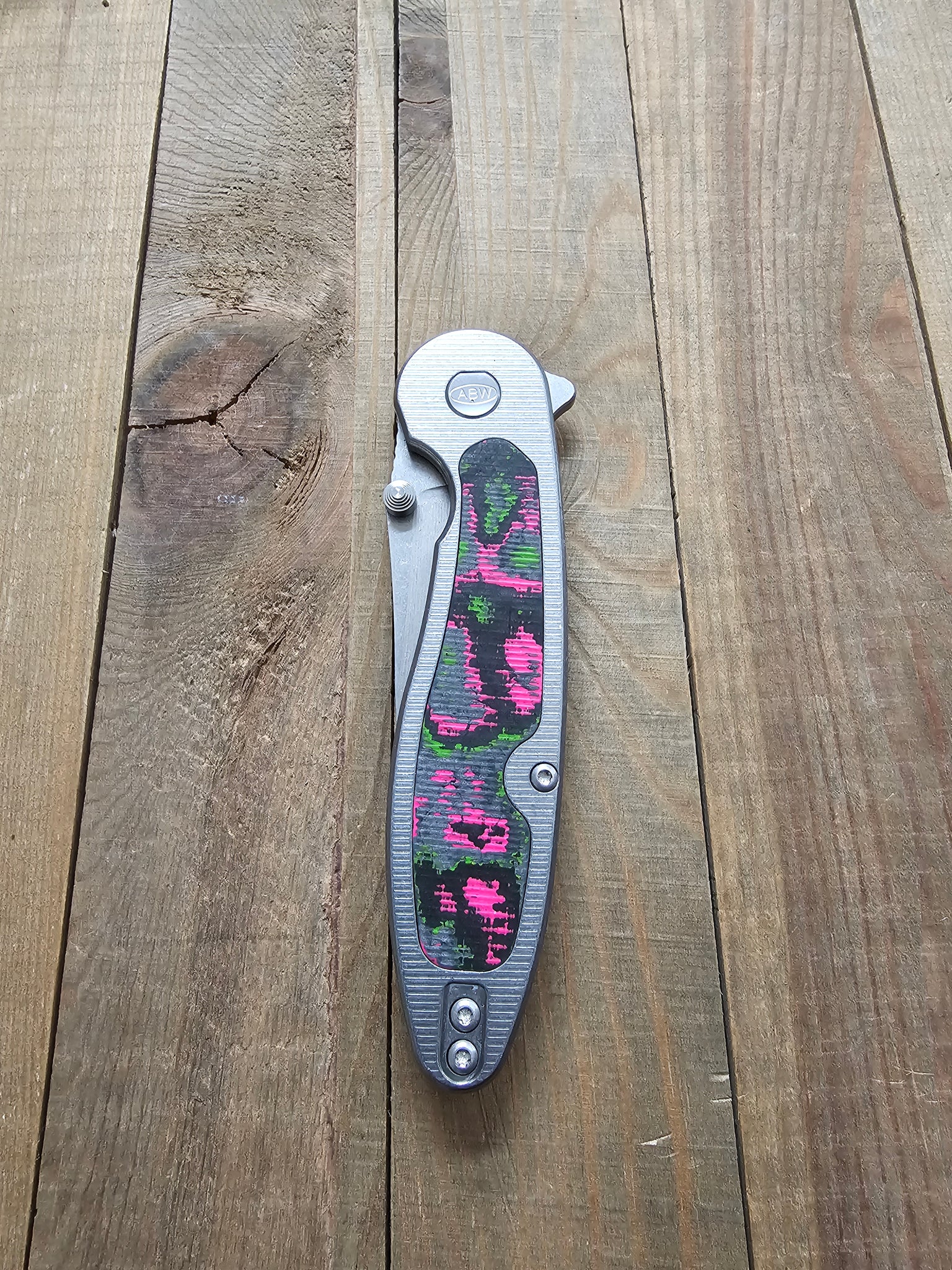MODEL 1 V7 DROP POINT BLADE (CHOOSE YOUR SCALE COLOR)