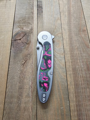 MODEL 1 V7 DROP POINT BLADE (CHOOSE YOUR SCALE COLOR)