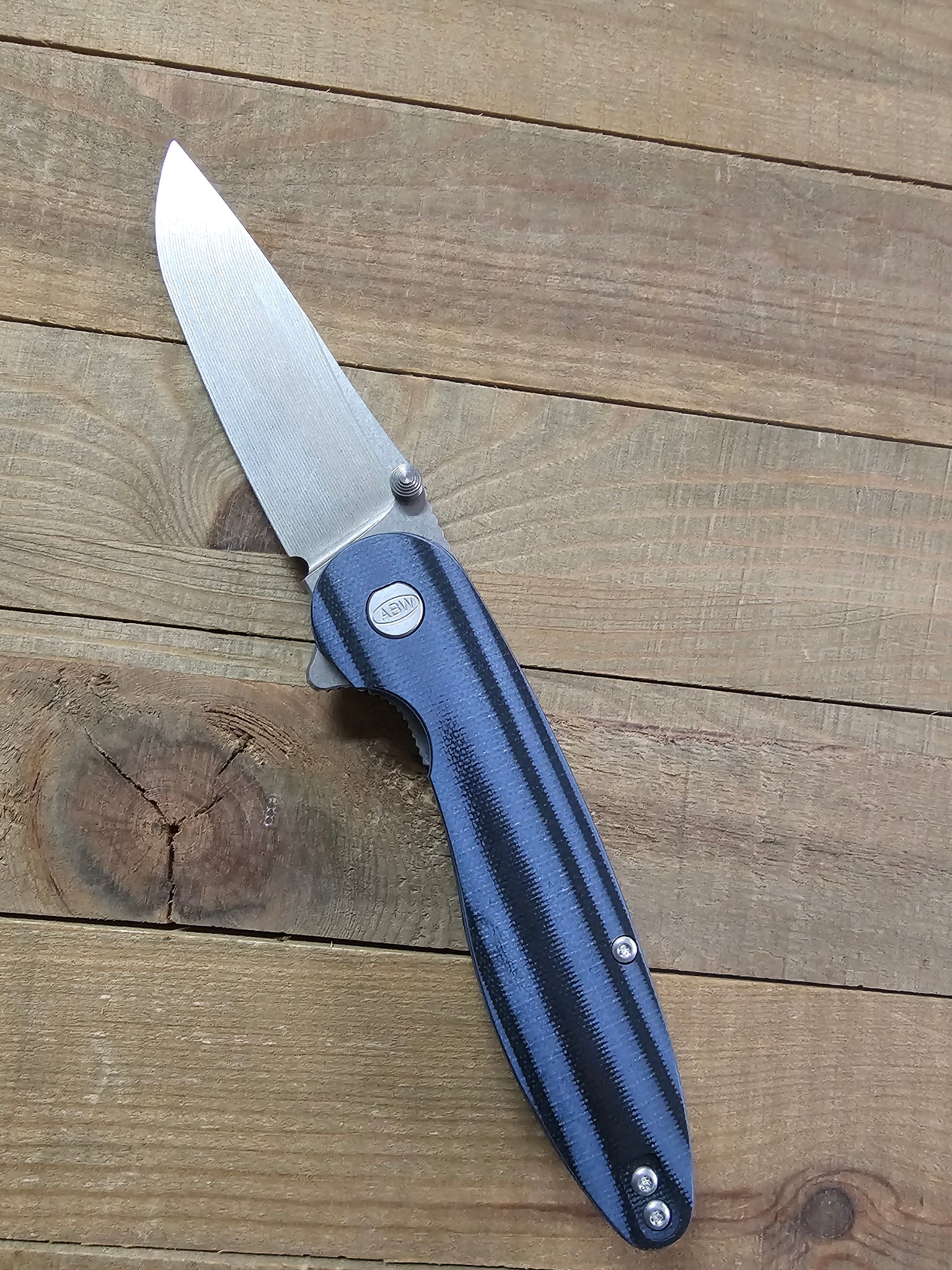 MODEL 1 V7 DROP POINT BLADE (CHOOSE YOUR SCALE COLOR)