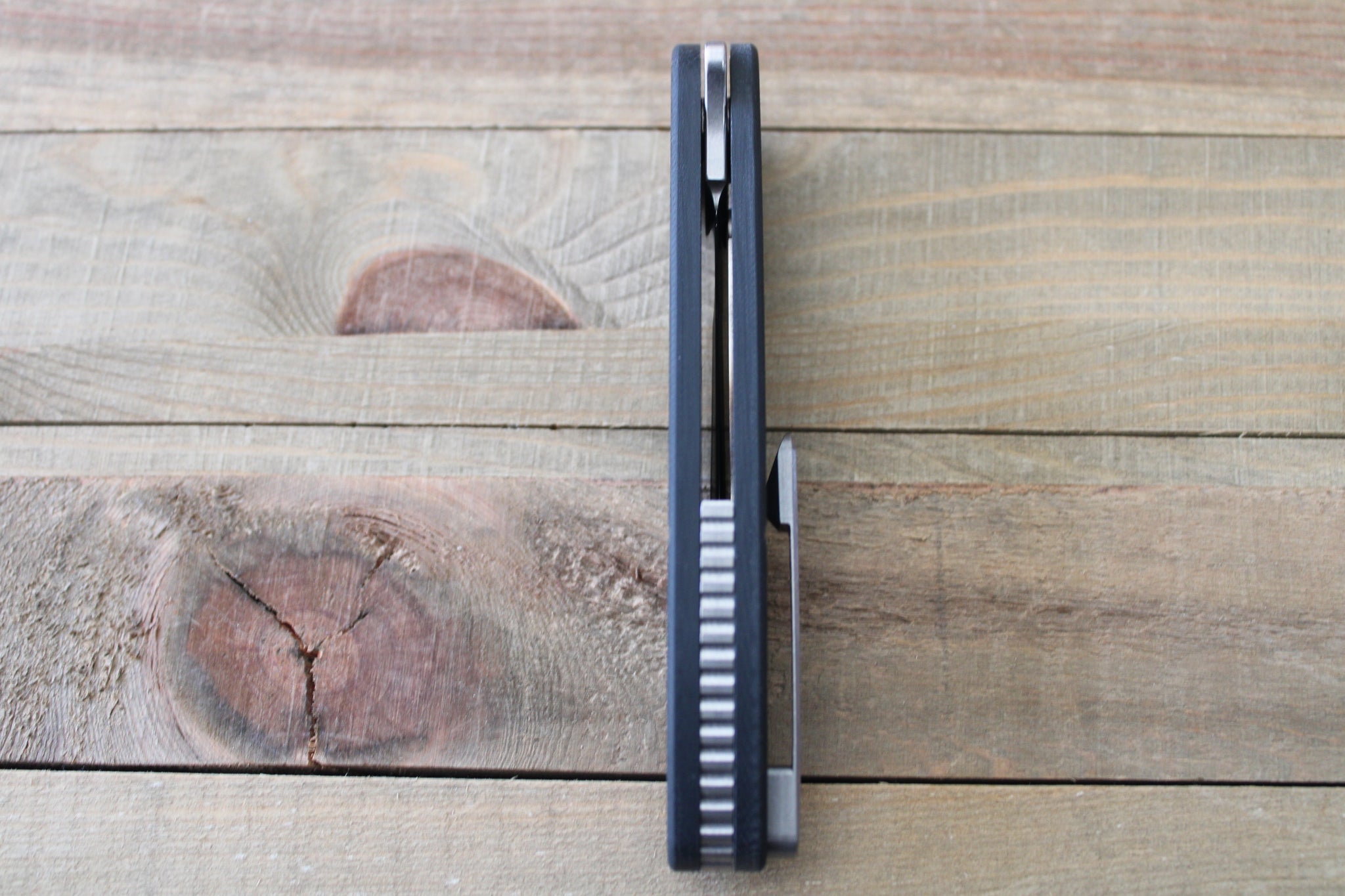 MODEL 1 V7 DROP POINT BLADE (CHOOSE YOUR SCALE COLOR)